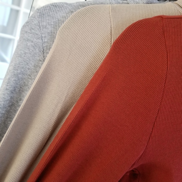 Last1️⃣Light Gray Turtle Neck Top Spring  Basics Layering Tops Lightweight - Picture 5 of 6